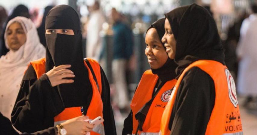 Women paramedics volunteer to help visitors of Prophet's Mosque
