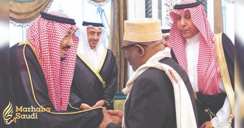 King Salman receives African leaders in Makkah