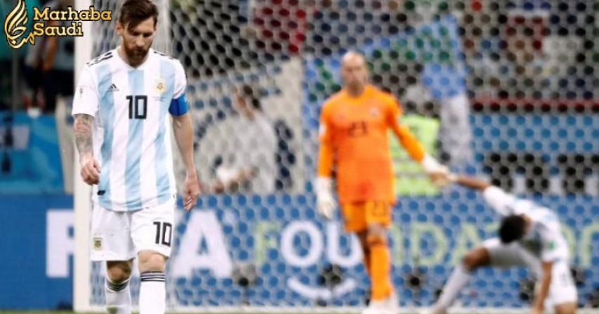 Stressed Messi enduring a World Cup of nightmares