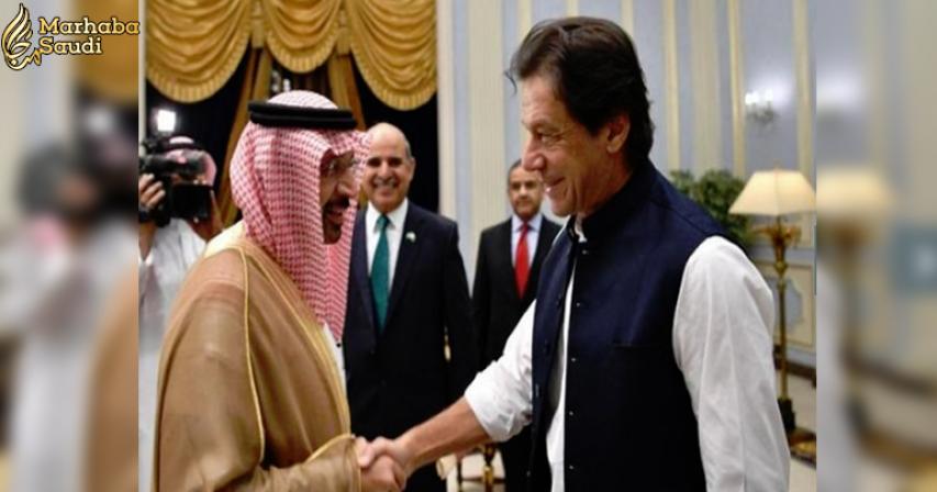 Pakistan’s PM Imran Khan meets Saudi Arabia’s energy minister in Jeddah