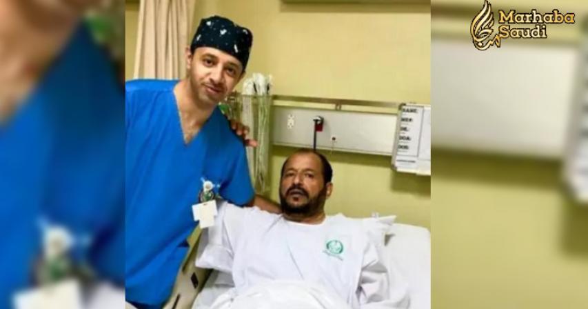 A doctor reunited his teacher in a surgery after 30 years – a proud moment