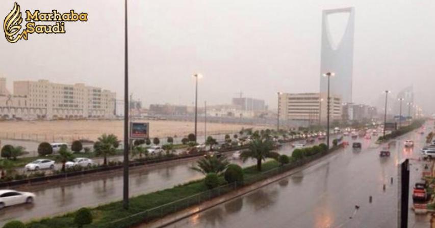 Heavy rains lash Riyadh, Jeddah on Friday