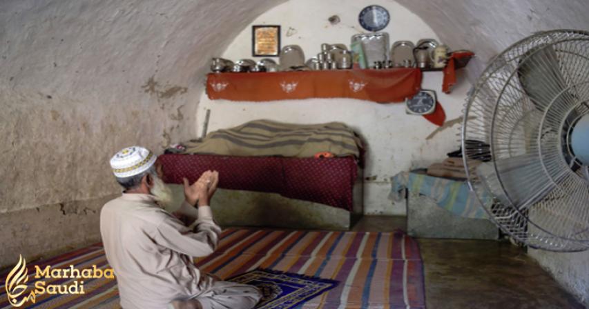 In this Pakistani village, home is where the cave is