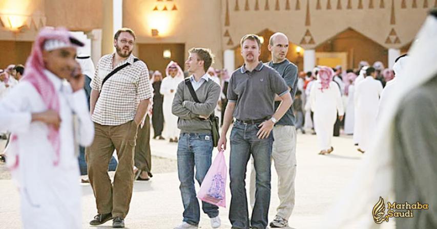 Expats welcome Saudi ‘green card’ but say questions need to be answered
