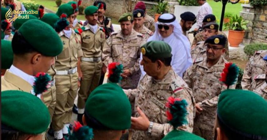 Saudi Arabia’s land forces commander meets cadets in Pakistan