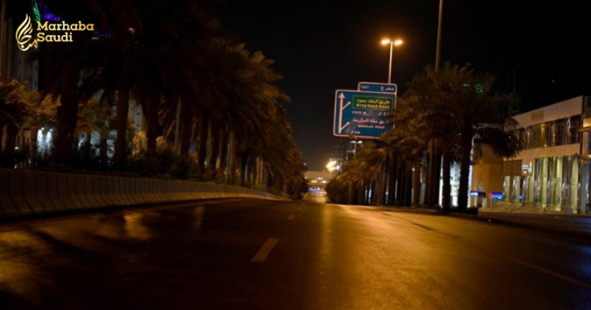 Saudi curfew praised as coronavirus measures increased