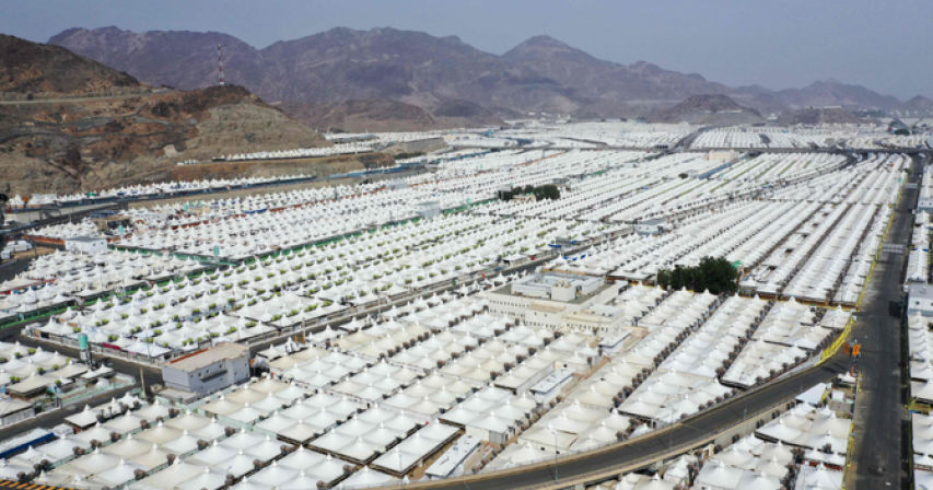 The journey begins: 1,000 pilgrims arrive in Mina for first day of Hajj