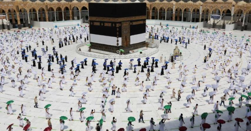 Women police officers join Makkah’s Hajj security forces for first time