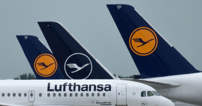 Lufthansa to cut more jobs as it loses €500m a month