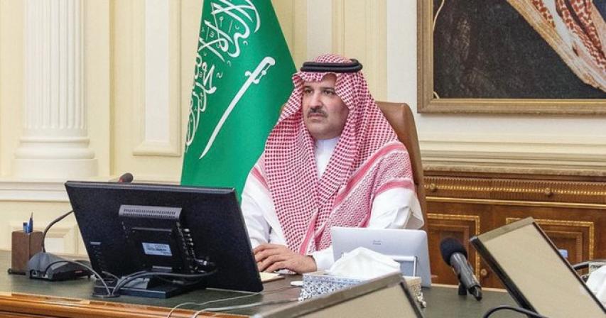 Prince Faisal reviews new health projects in Madinah