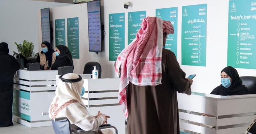 Saudi vaccination centers witness ‘great turnout’