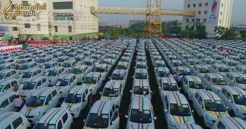 Indian Businessman To Reward 600 Employees With A Car Each As Diwali Gifts