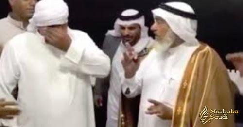 Saudi Family gifts a car and a heavy gold set to their worker on his farewell