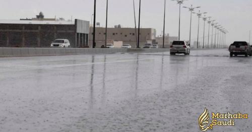 Saudi warns of thunderstorms, strong winds across the country