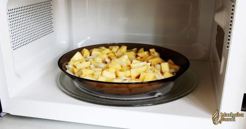 13 Foods To Never Reheat In A Microwave