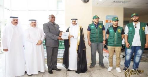 Saudi Arabia gifts over 100 tons of dates to Ghana, Bangladesh