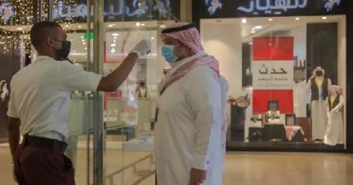 Saudi Arabia’s residents may be deported if they violate coronavirus rules in shops