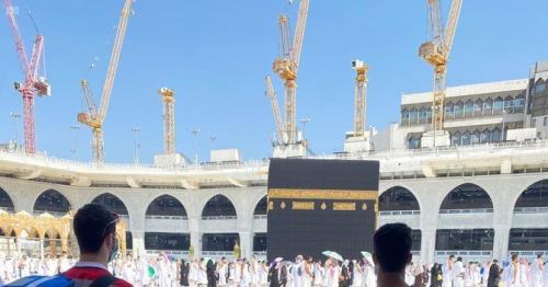 Volunteers step up to provide services to worshipers in Makkah